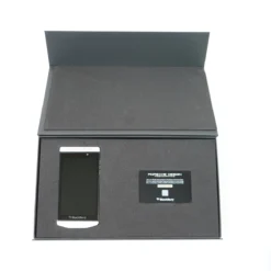 Alternative view of BlackBerry Porsche Design P’9982 Boxed Set