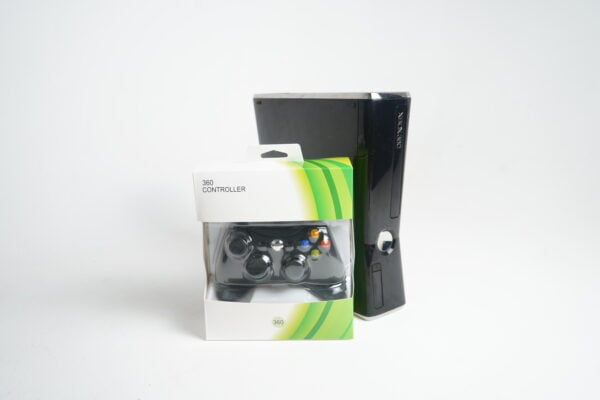 Microsoft Xbox 360 Slim Bundle (Black)