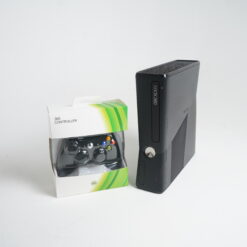 Microsoft Xbox 360 Slim (Black)