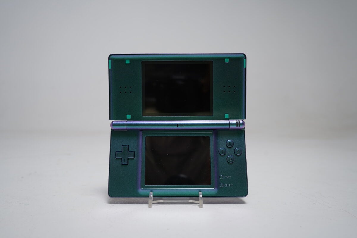 Nintendo DS Lite Chameleon