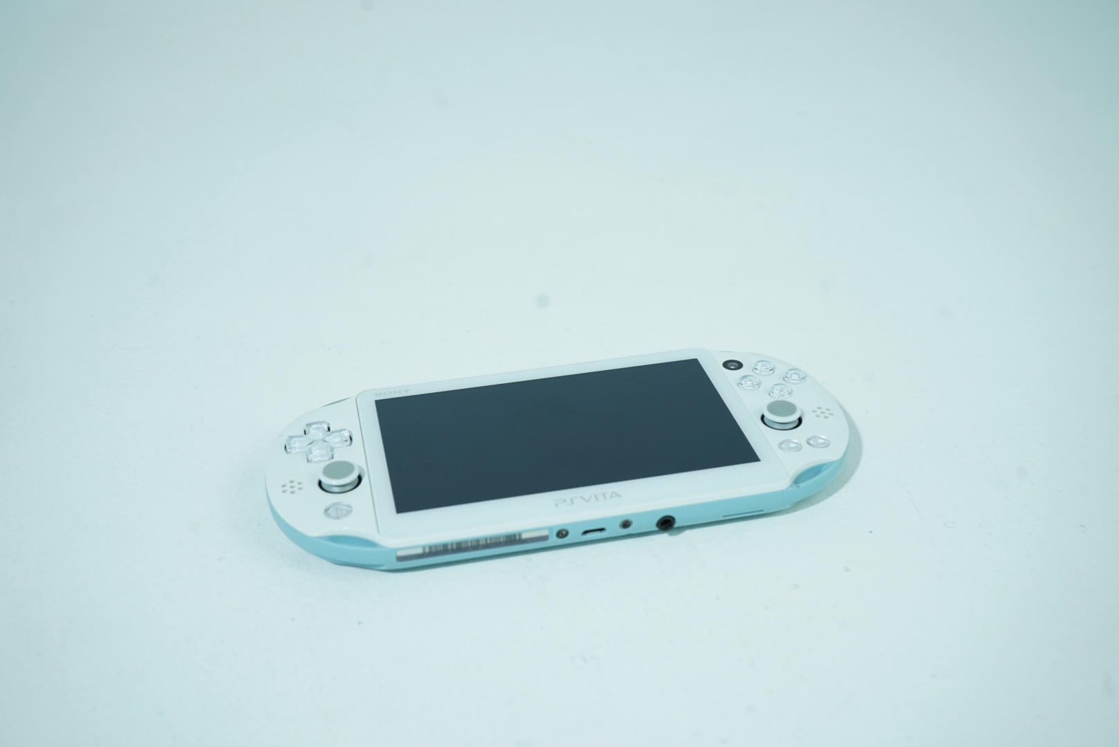 PS Vita (Light Blue and White) - Image 5