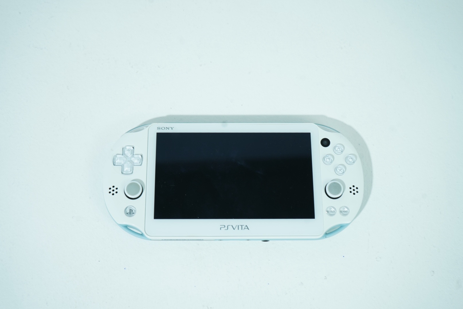 PS Vita (Light Blue and White) - Image 6