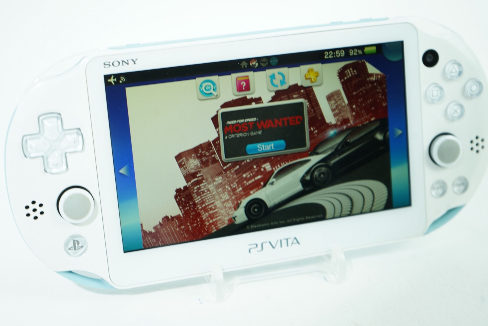 PS Vita (Light Blue and White) - Image 3