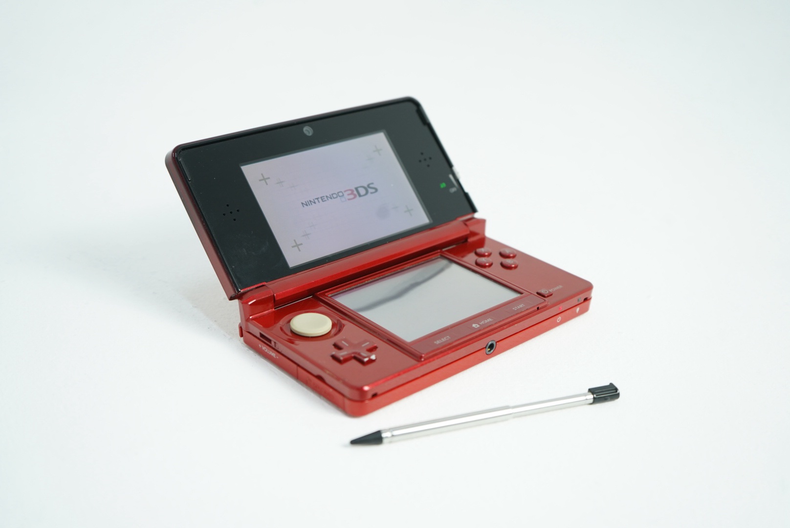 Nintendo 3DS (أحمر لهب)