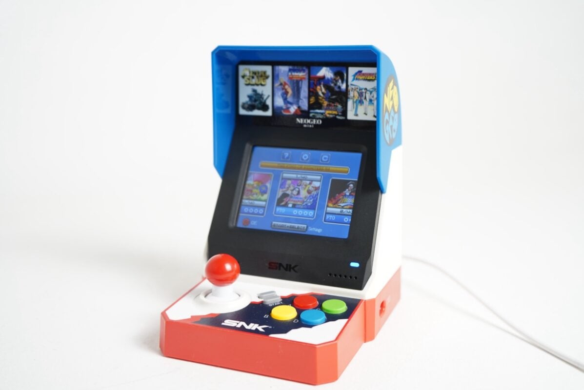 Neo Geo Mini Arcade Console – [40th Anniversary Edition Bundle]