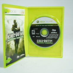 Alternative view of Call of Duty 4: Modern Warfare (Xbox 360 Game)