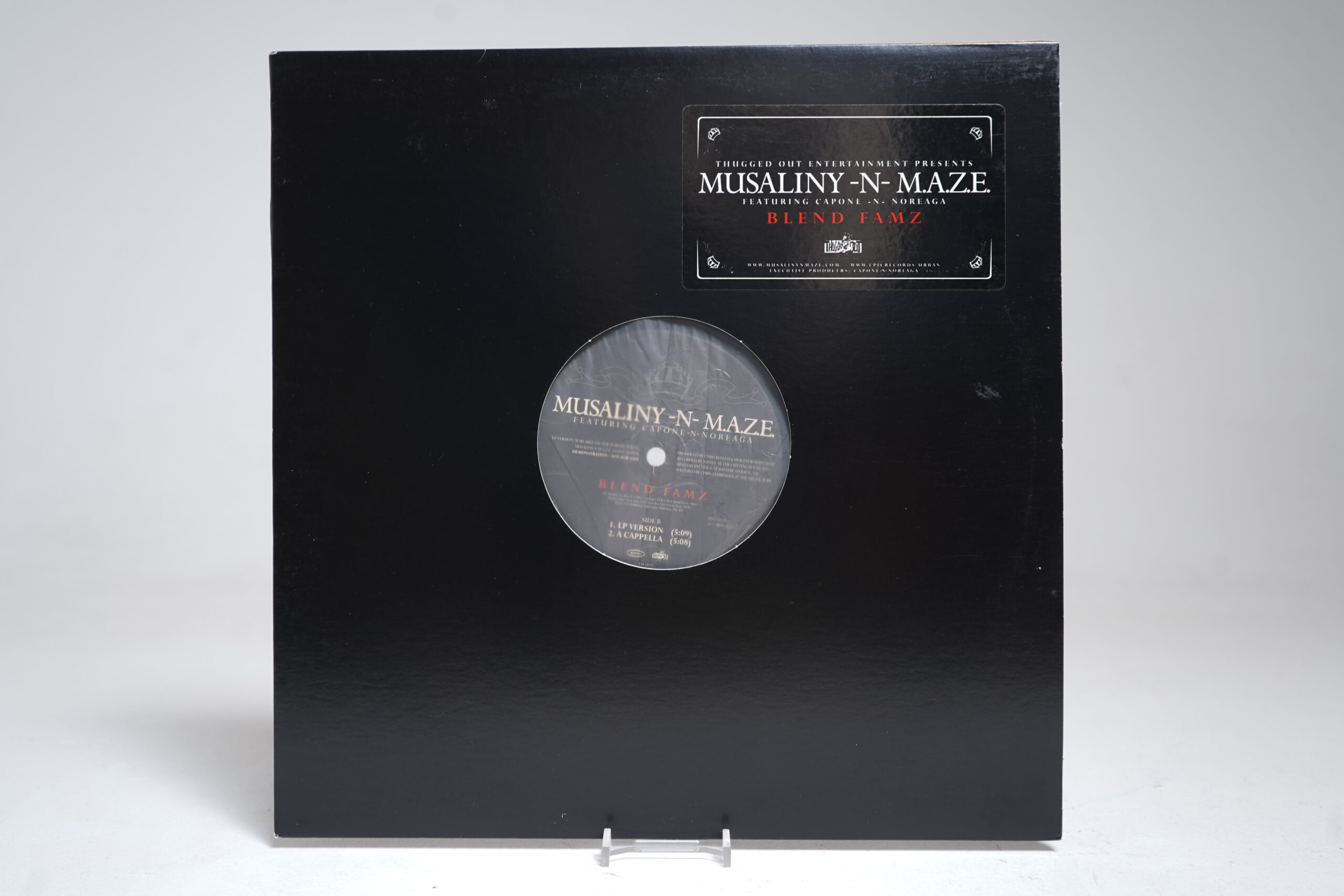 Musaliny-N-Maze β Blend Famz (feat. Capone-N-Noreaga) (12β³ Vinyl Single)