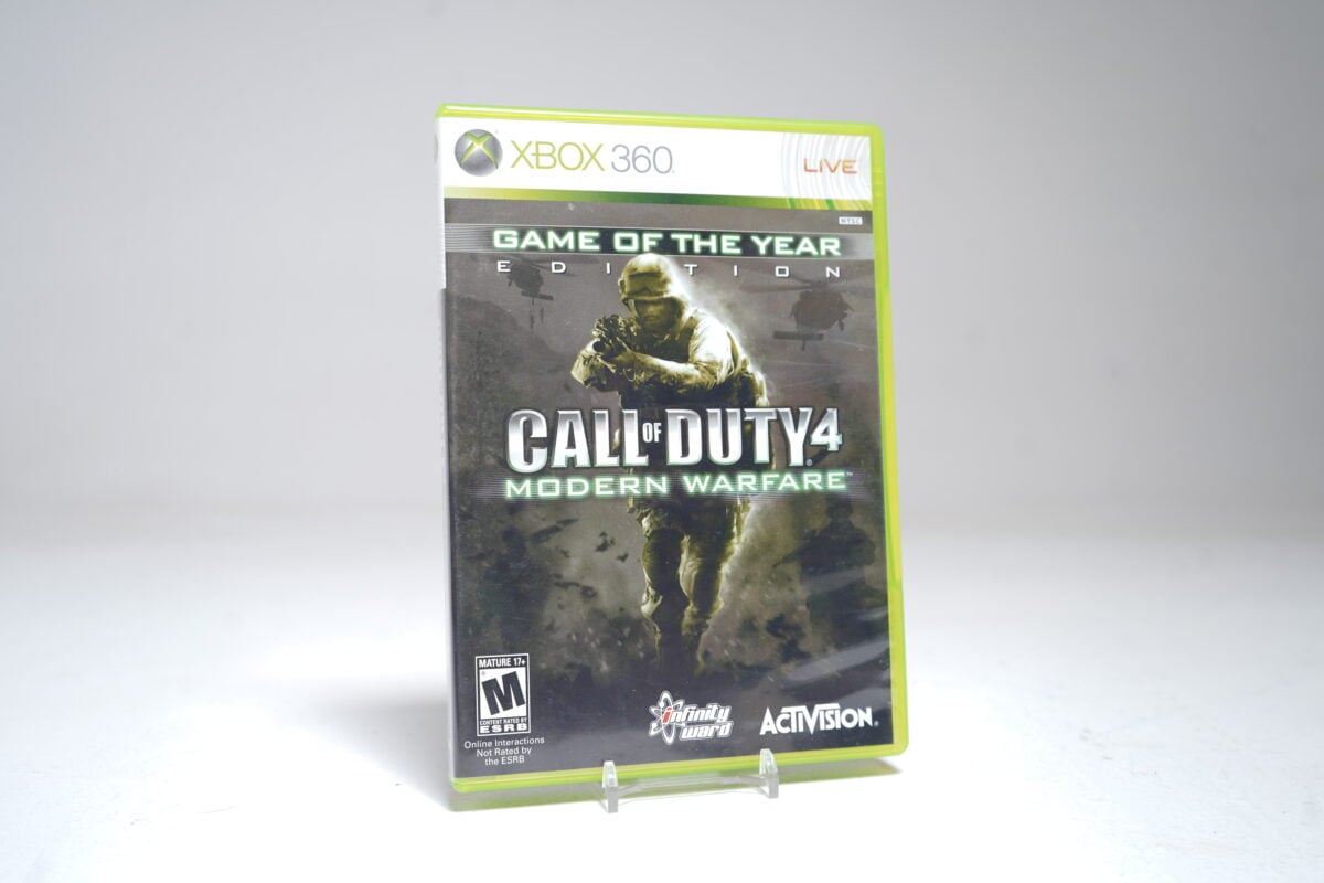 Call of Duty 4: Modern Warfare (Xbox 360 Game)
