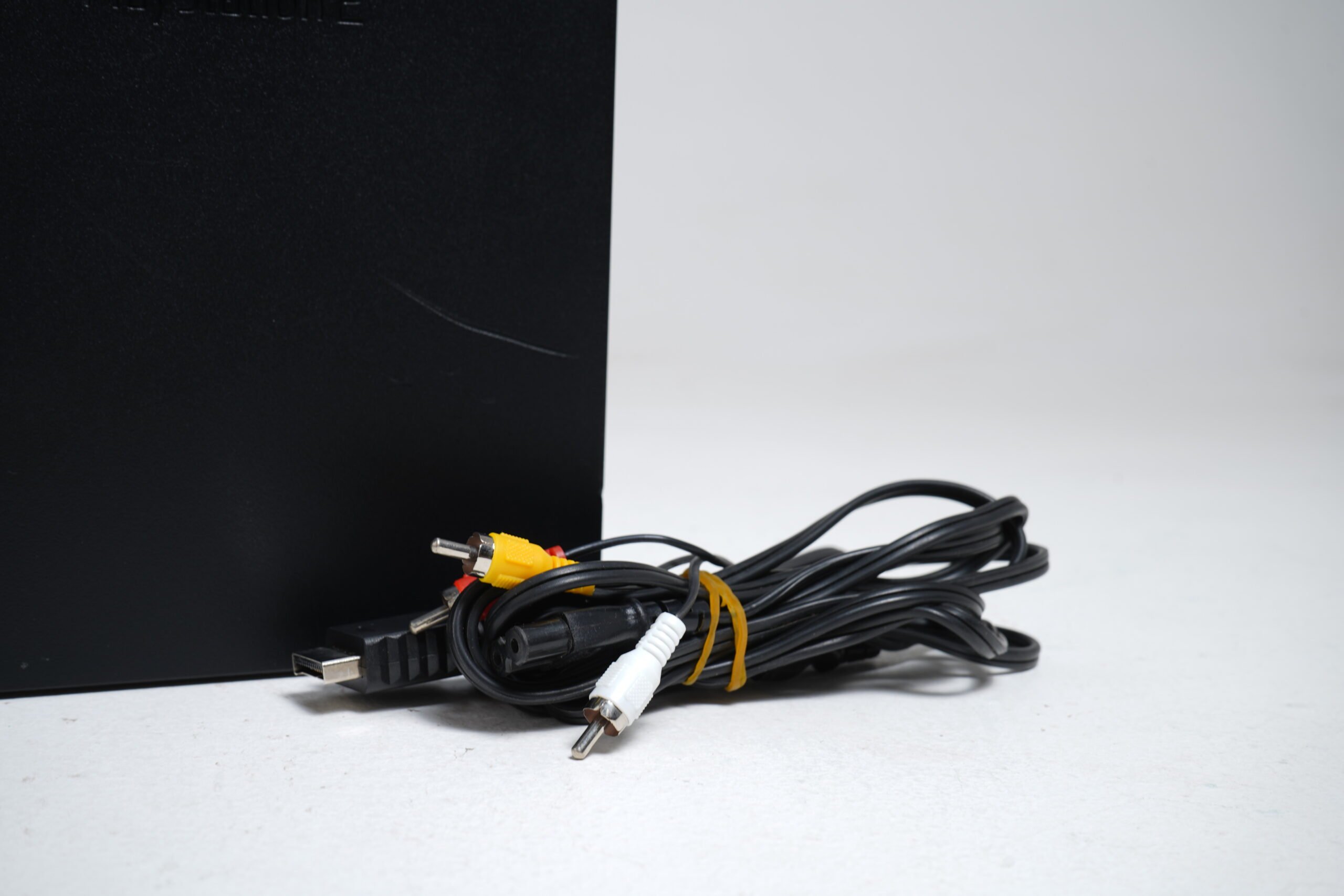 Sony PlayStation 2 Fat Bundle - Image 8