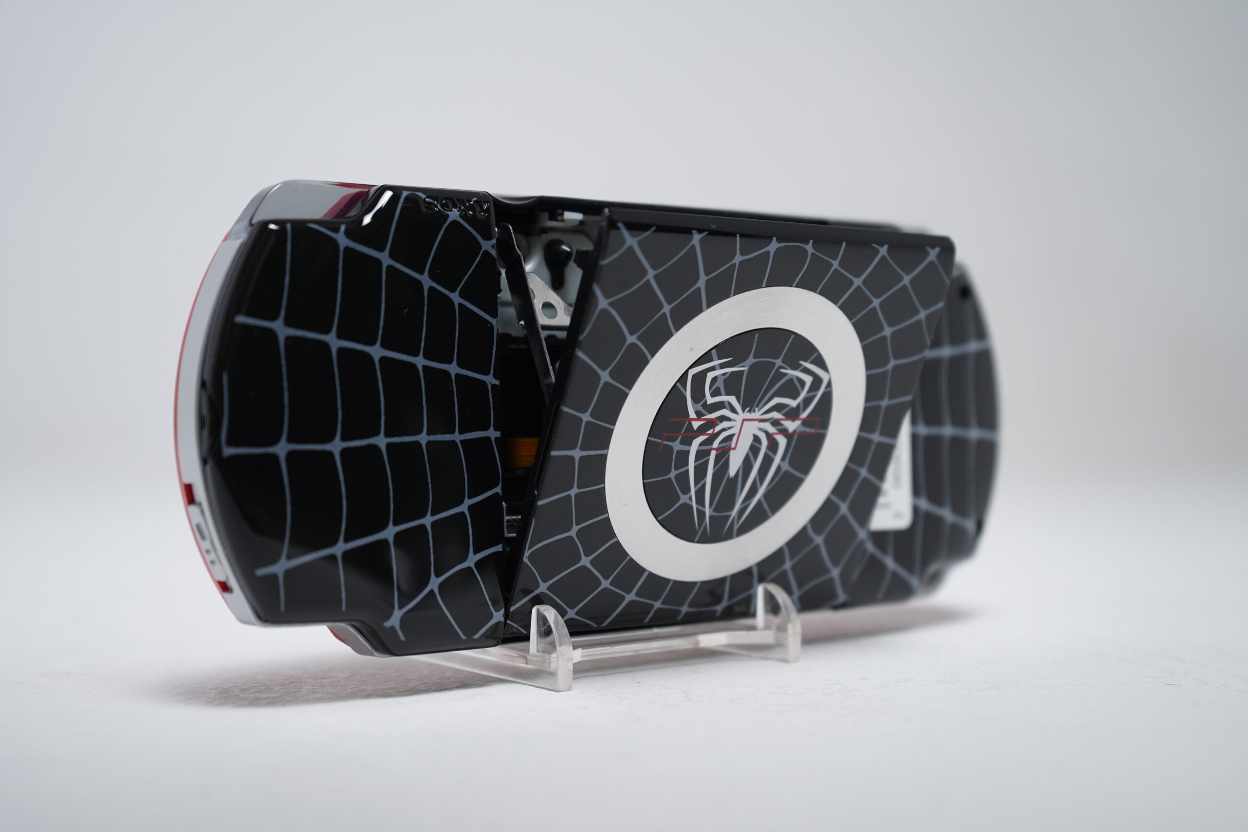 Sony PSP-2000 Spiderman Edition (Modded) - Image 5