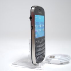 Alternative view of BlackBerry Bold 9900 Black