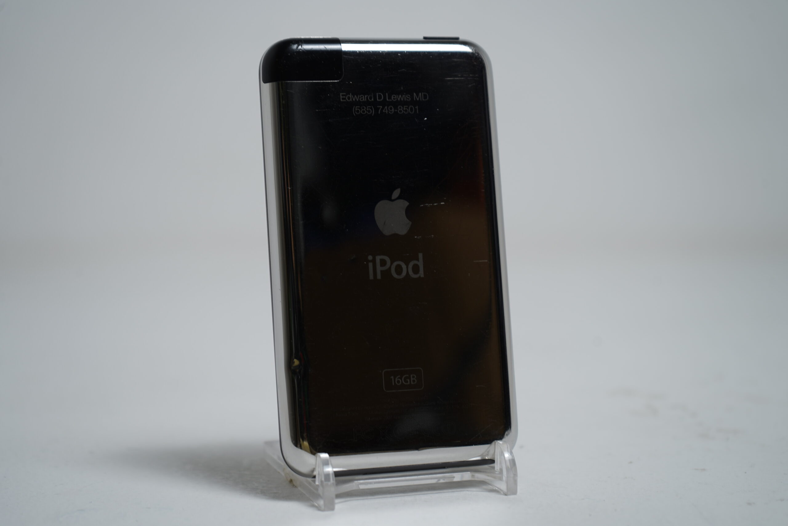 Apple ipod Touch (1st Gen) A1213 (Black) - Image 2