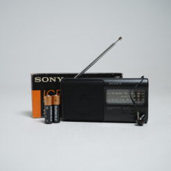 Sony ICF-380 AM/FM player