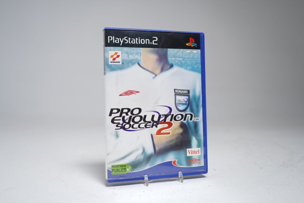 Pro Evolution Soccer 2 (PS2 Game)