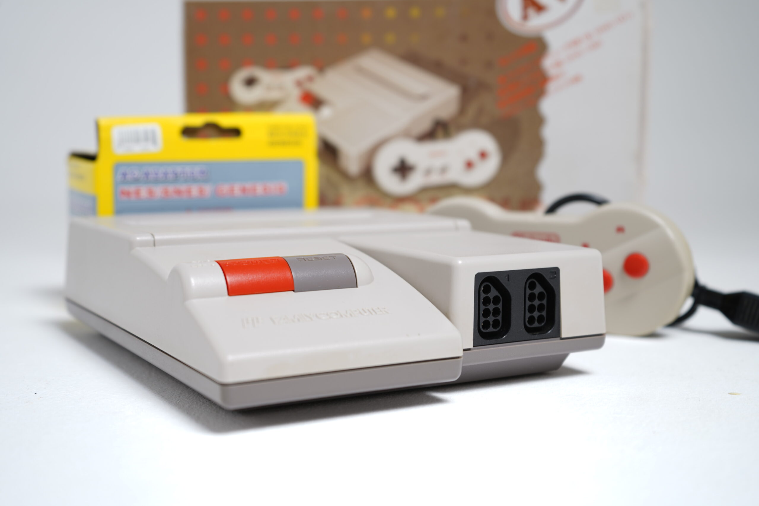 Nintendo Family Computer (AV-1993) - Image 4