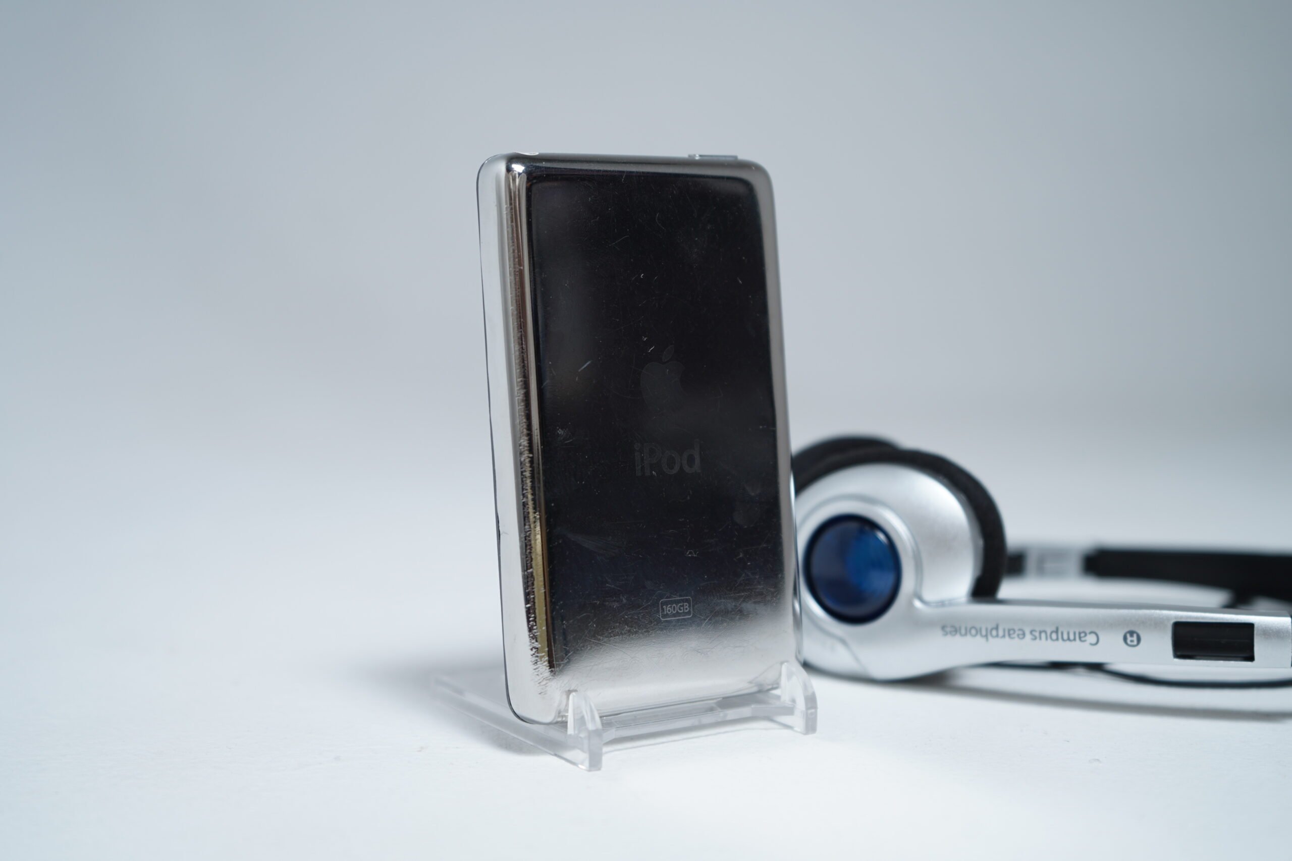 Apple iPod Classic 7th Generation 160GB (Grey) - Image 3