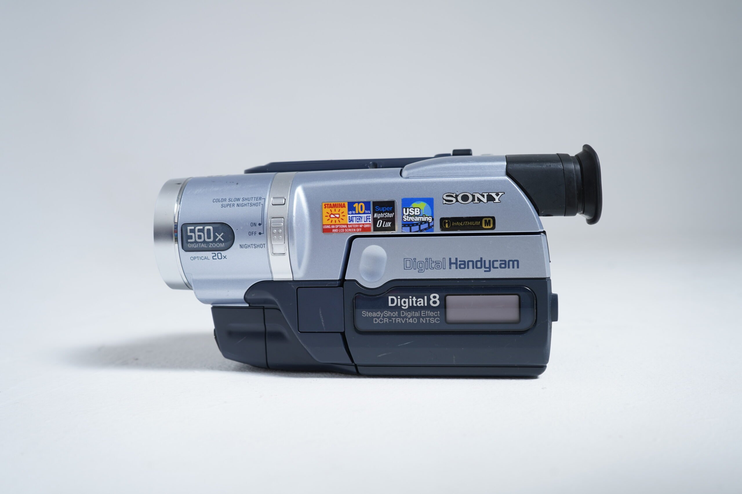 Sony Handycam DCR-TRV140 Digital8 camcorder