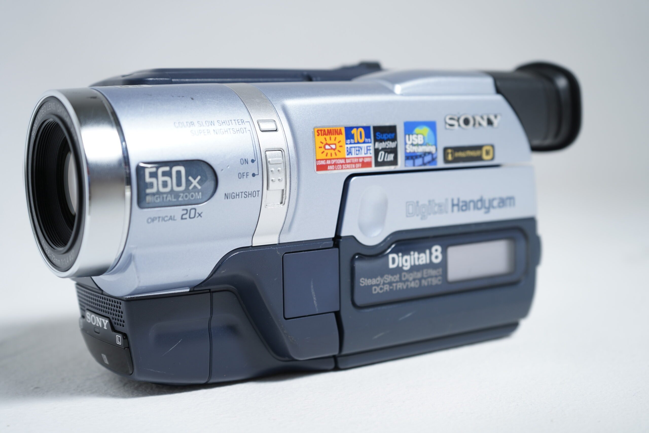 Sony Handycam DCR-TRV140 Digital8 camcorder - Image 4