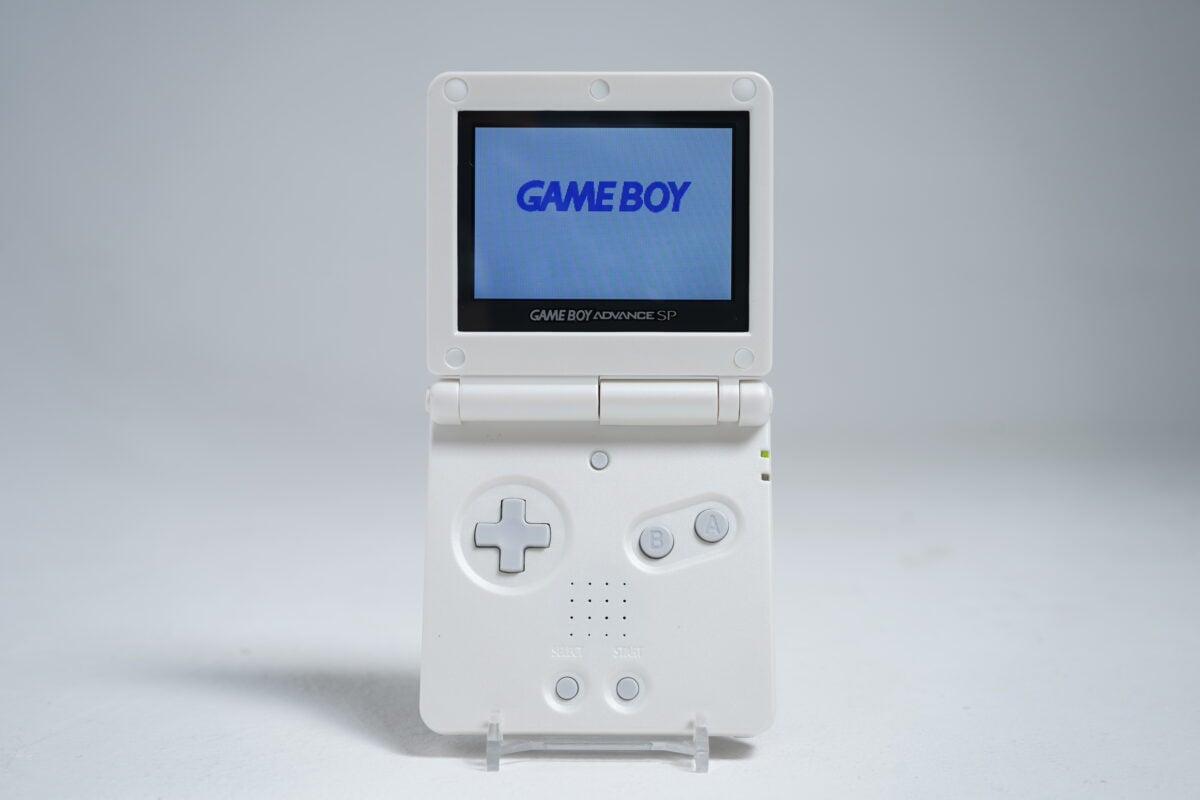 Nintendo Game Boy Advance SP Light Silver