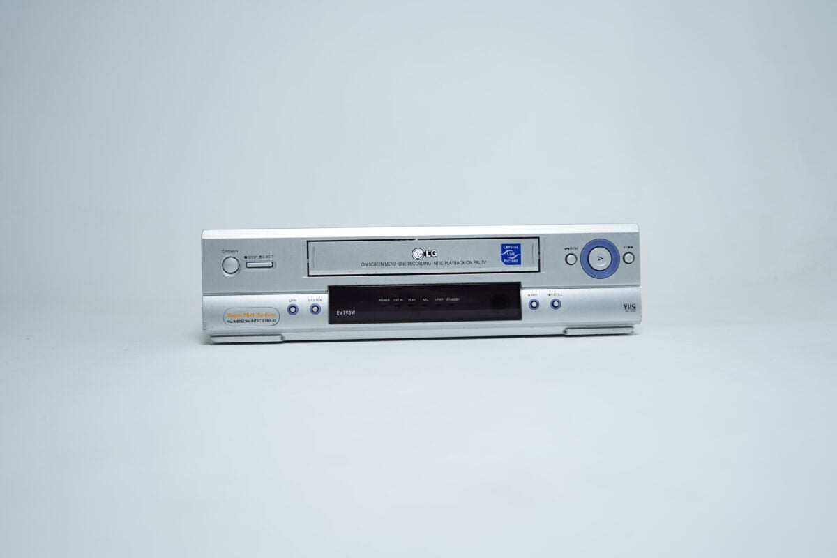 LG EV193W VHS Player Silver