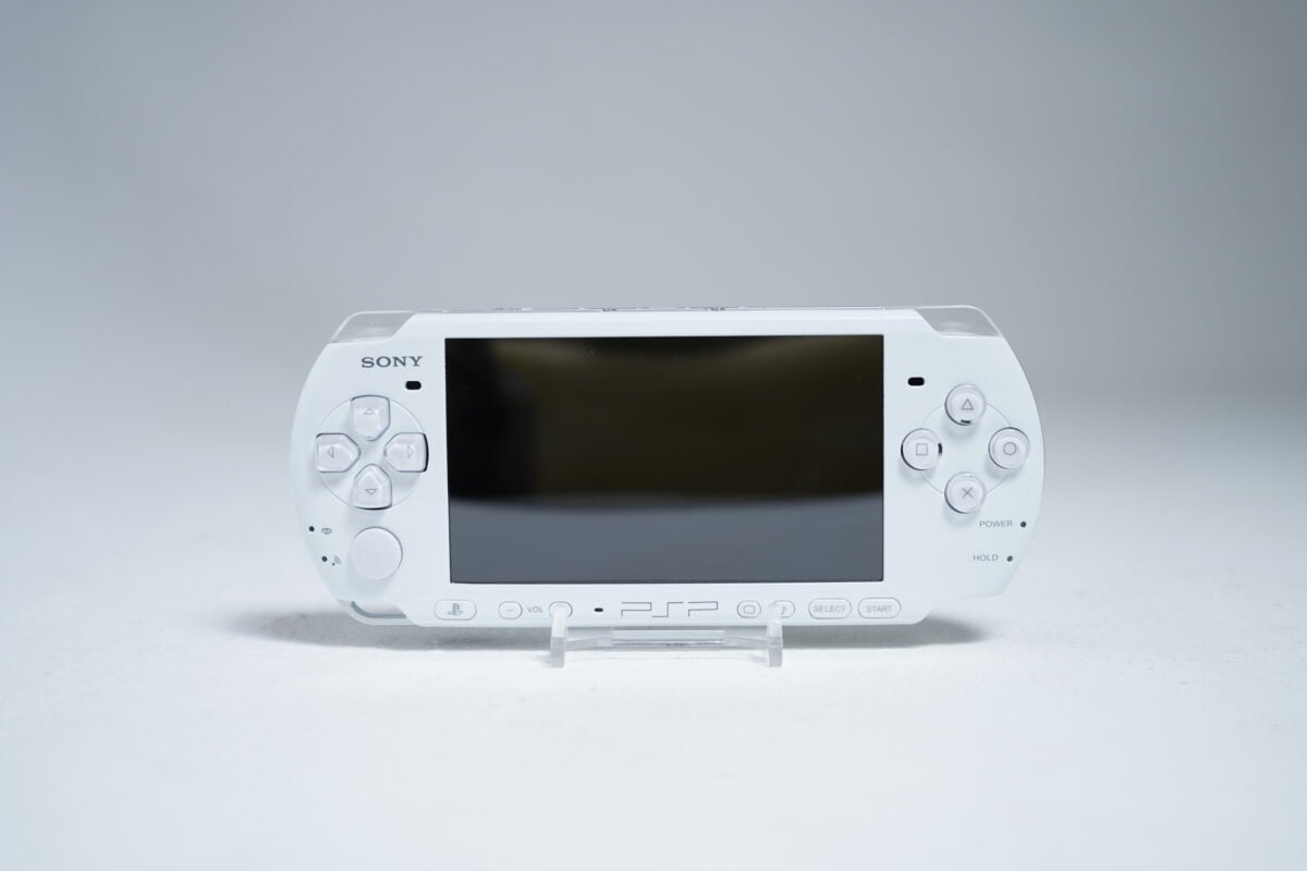 Sony PSP-3000 Pearl White
