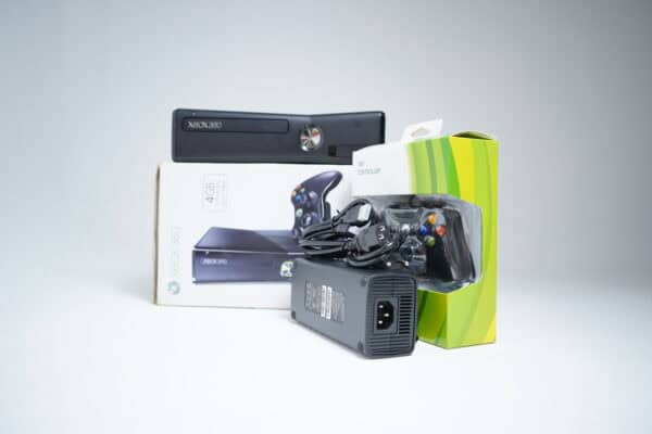 Microsoft Xbox 360 Slim Black