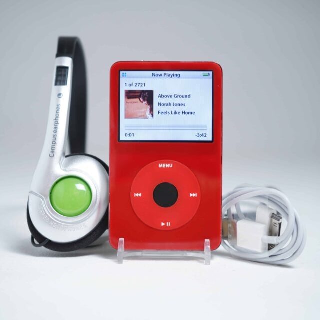 Apple iPod Classic 6th Generation 80GB Red
