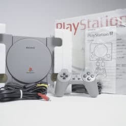 Alternative view of Sony PlayStation SCPH-5500 (NTSC-J)
