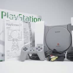 Alternative view of Sony PlayStation SCPH-5500 (NTSC-J)