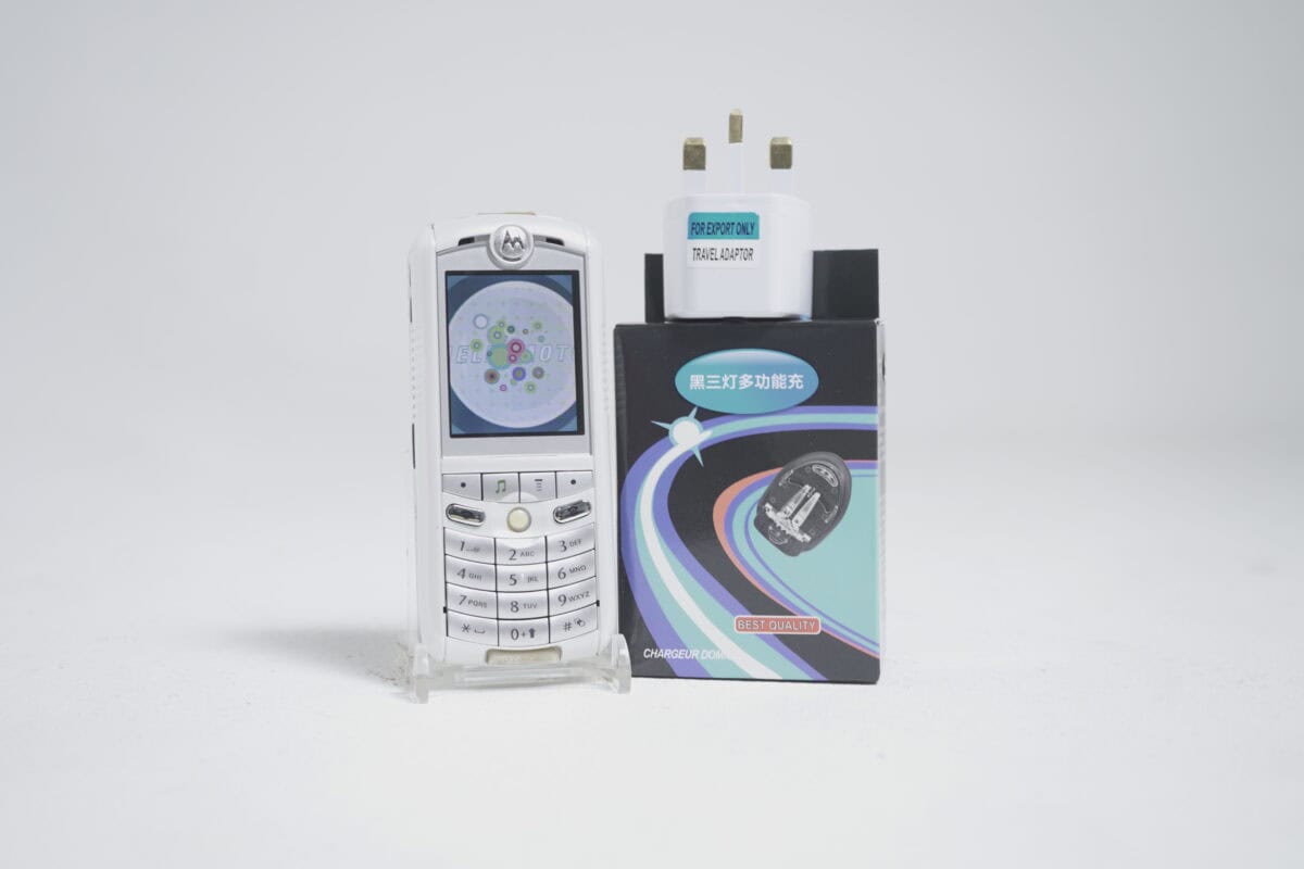 Motorola ROKR E1 (Silver)