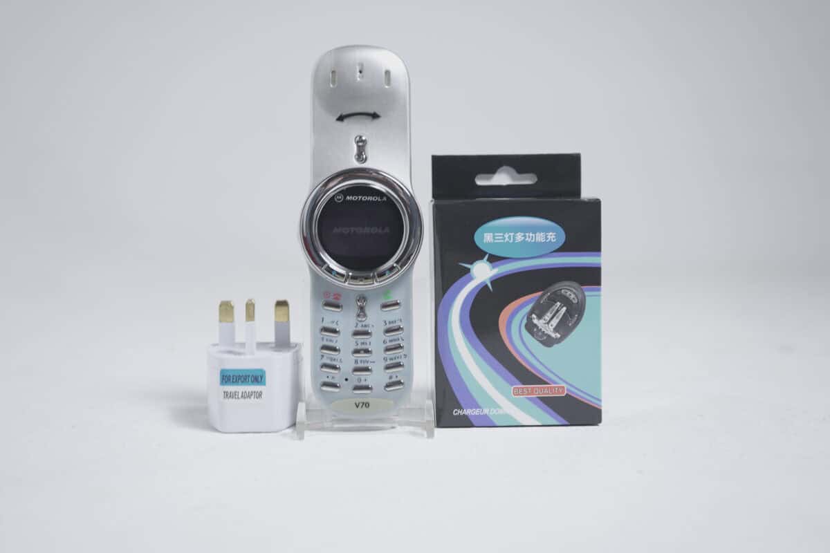 Motorola V70 Silver