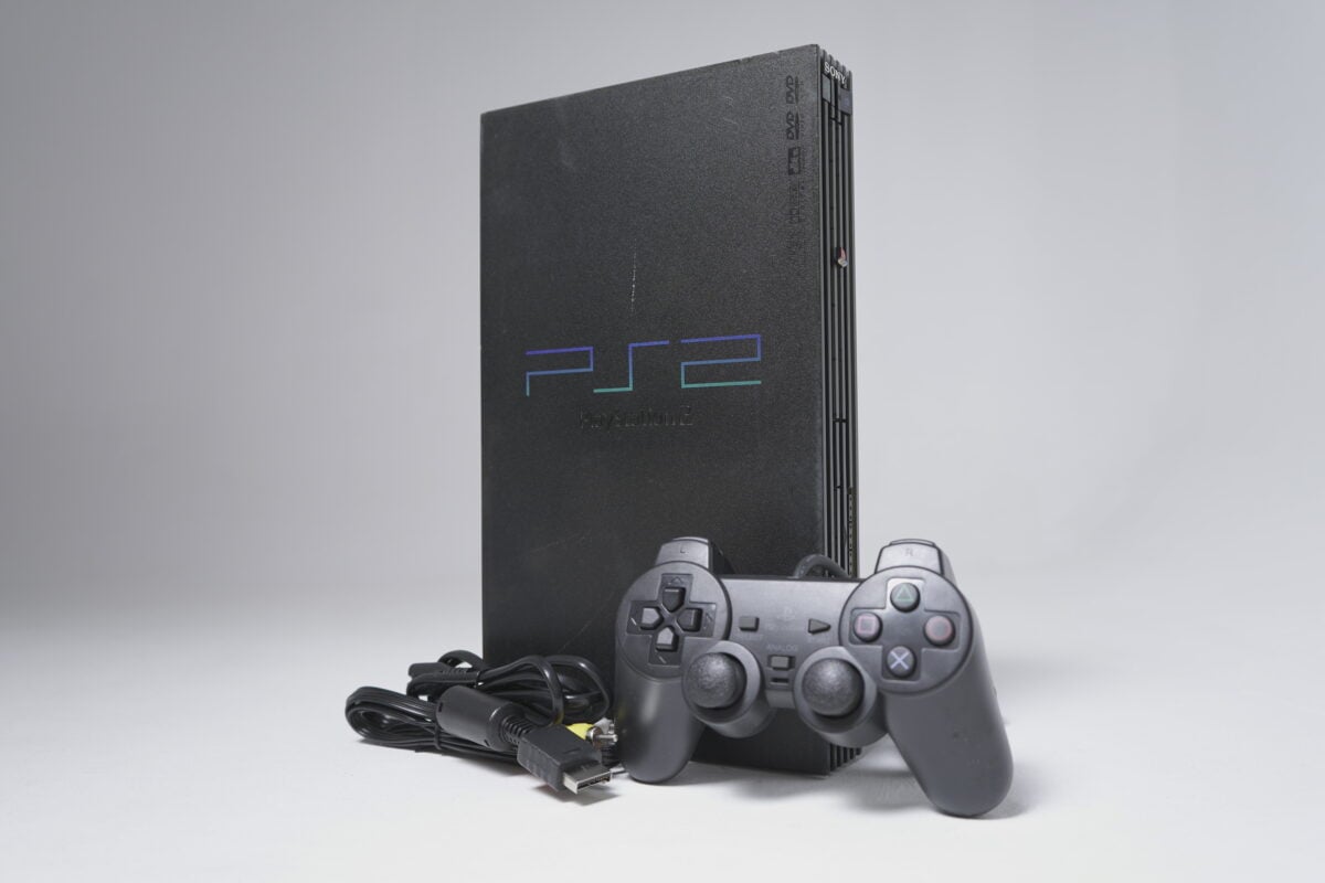 Sony PlayStation 2 Transparent Black (Open Region)