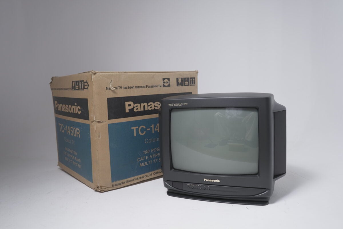 Panasonic TC-1450R Black